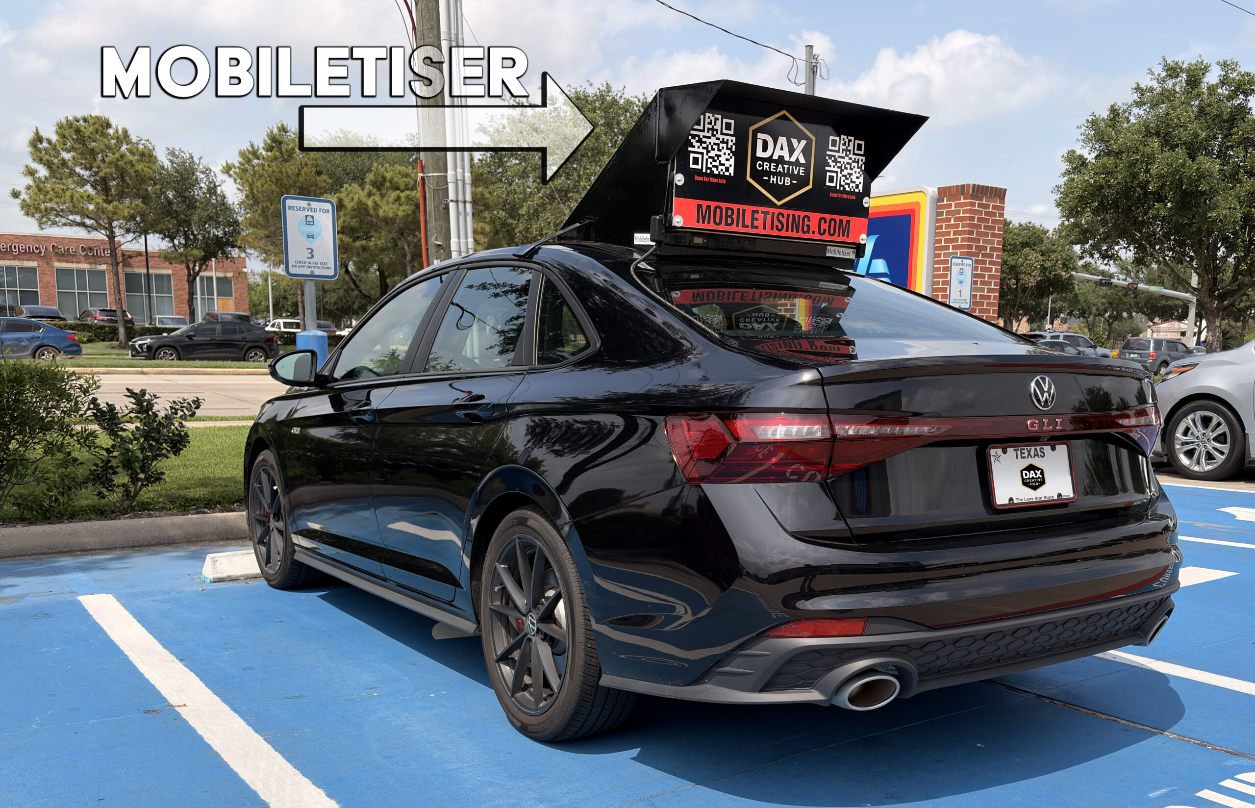 Mobiletiser digital advertising display mounted on a vehicle in Pearland TX